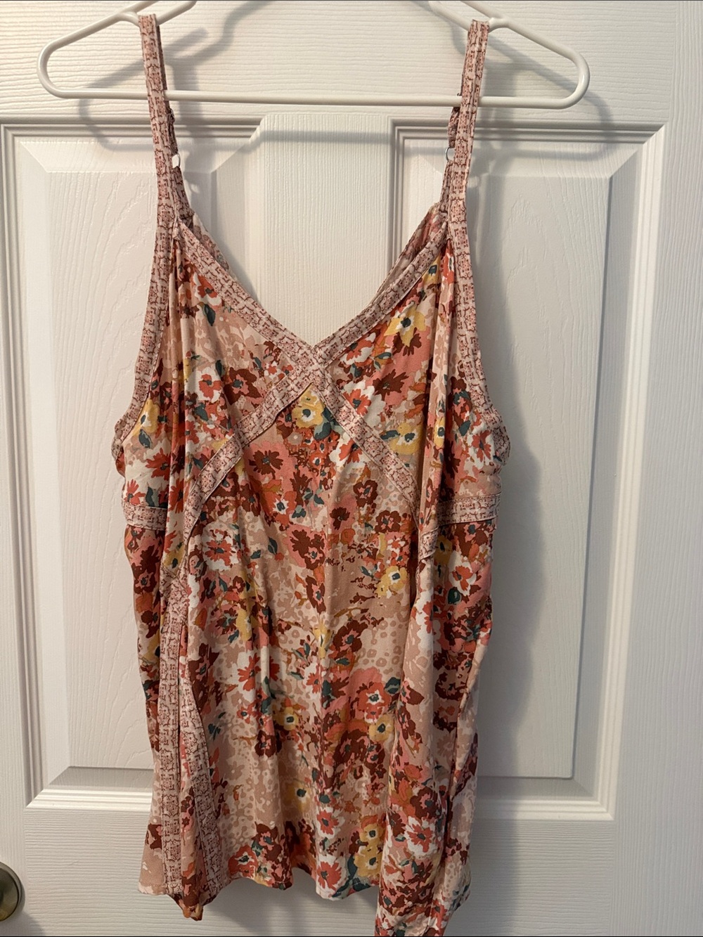 Maurices Pink Floral V-Neck Spaghetti Strap Camisole